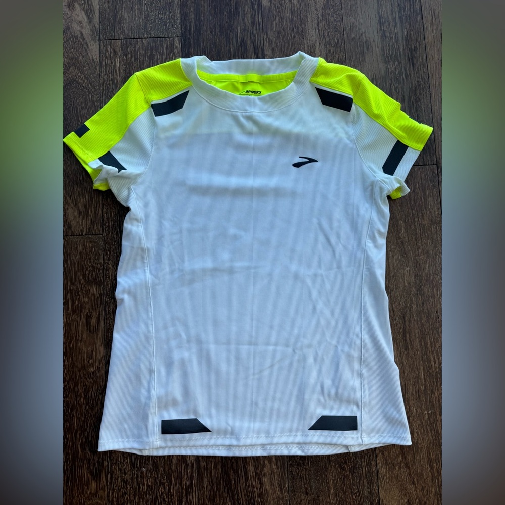 Brooks Reflective Running Shirt